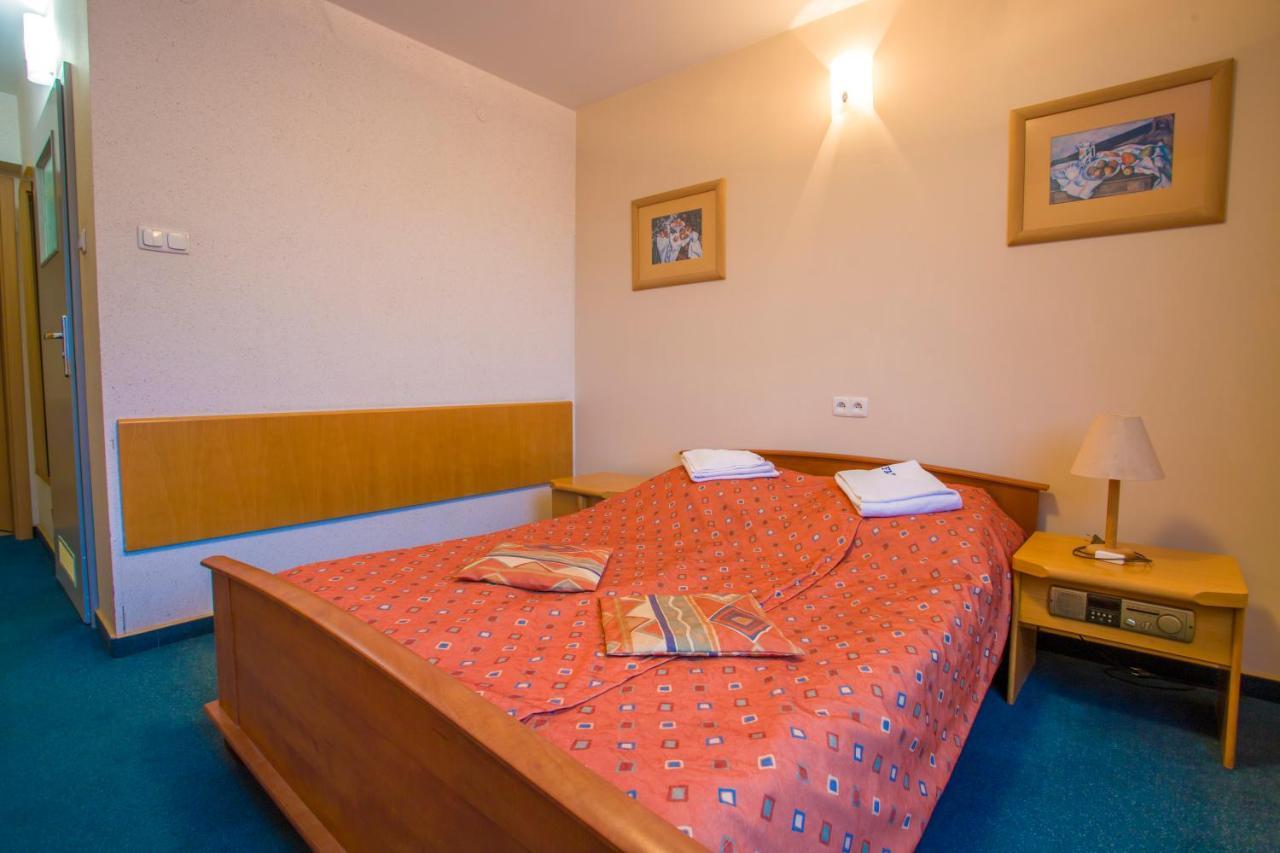 Farys - Swietna Lokalizacja, Sauna, Jacuzzi, Piekne Widoki Z Okien Крыница-Здруй Экстерьер фото